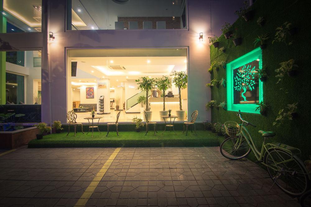 Colina Sky Hotel Phnom Penh Ngoại thất bức ảnh