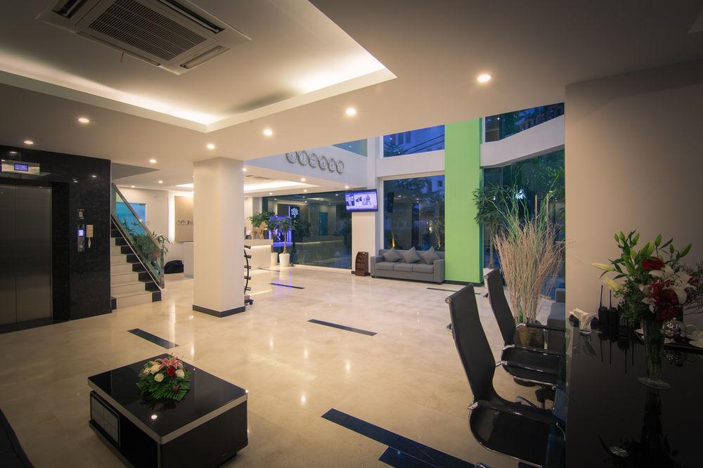 Colina Sky Hotel Phnom Penh Ngoại thất bức ảnh