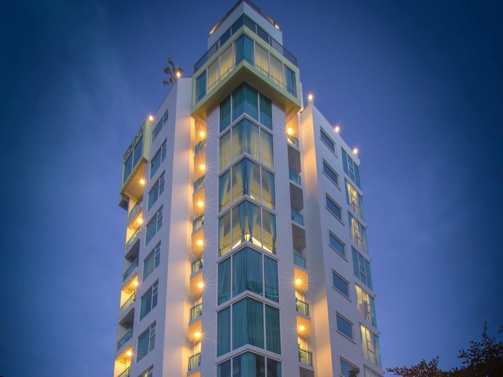 Colina Sky Hotel Phnom Penh Ngoại thất bức ảnh