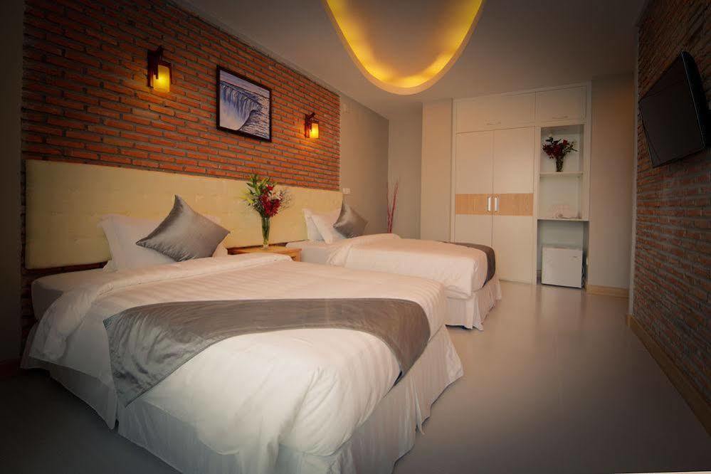 Colina Sky Hotel Phnom Penh Ngoại thất bức ảnh