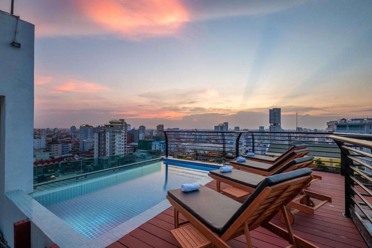 Colina Sky Hotel Phnom Penh Ngoại thất bức ảnh