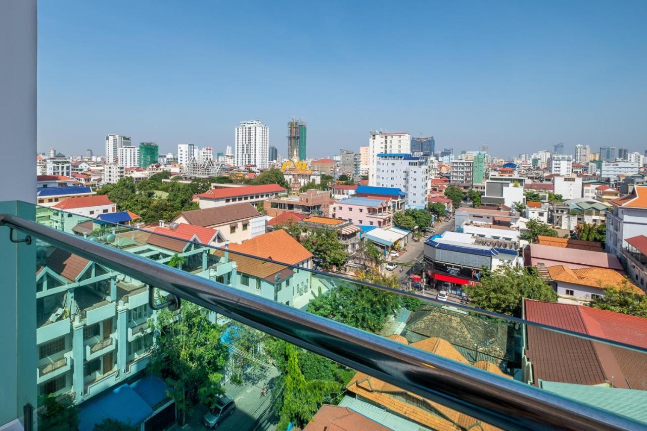 Colina Sky Hotel Phnom Penh Ngoại thất bức ảnh