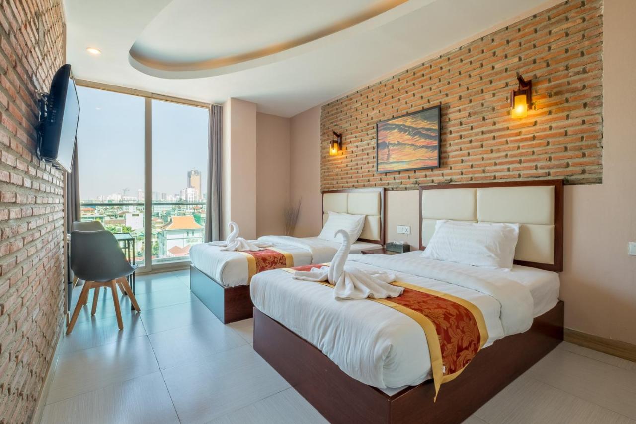 Colina Sky Hotel Phnom Penh Ngoại thất bức ảnh