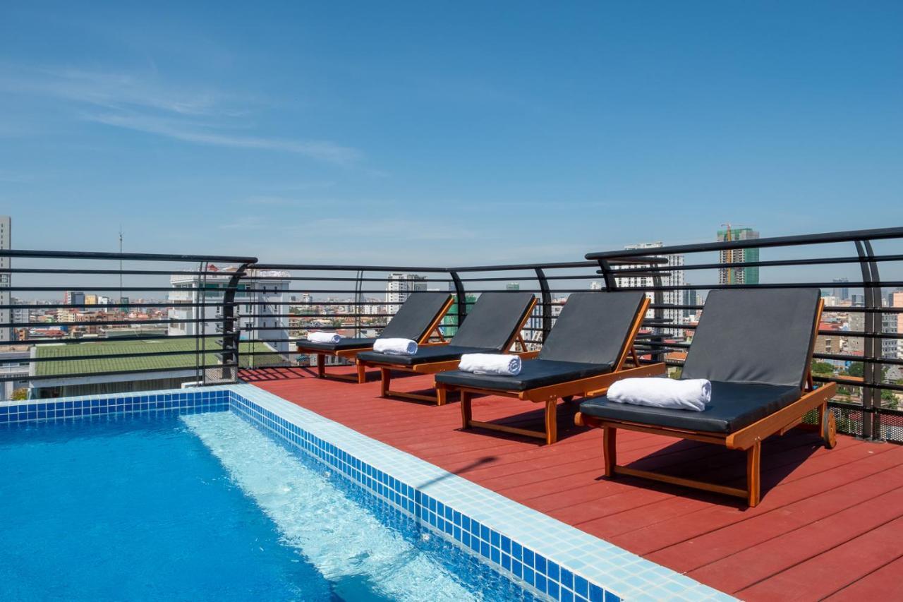 Colina Sky Hotel Phnom Penh Ngoại thất bức ảnh