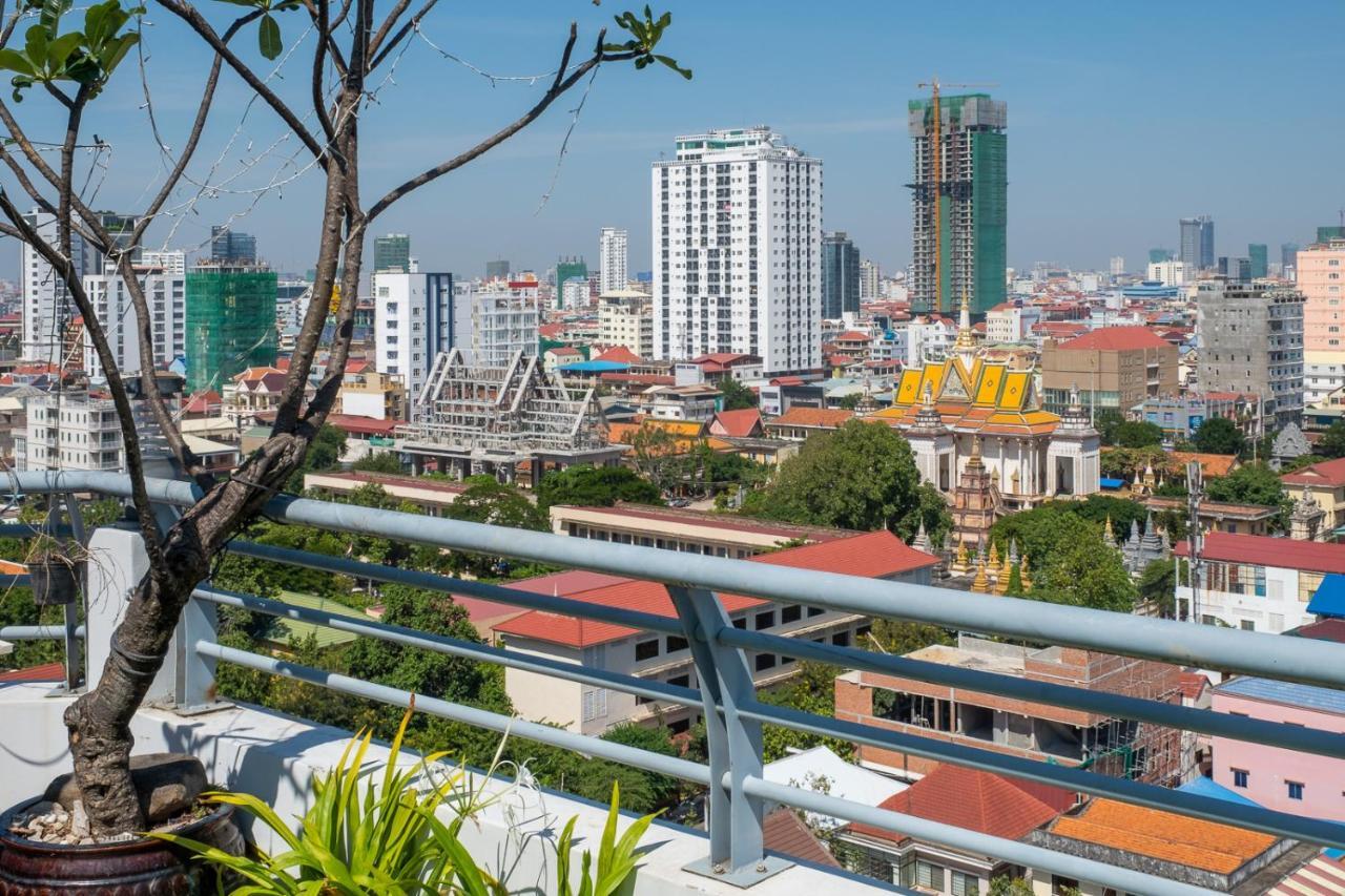 Colina Sky Hotel Phnom Penh Ngoại thất bức ảnh